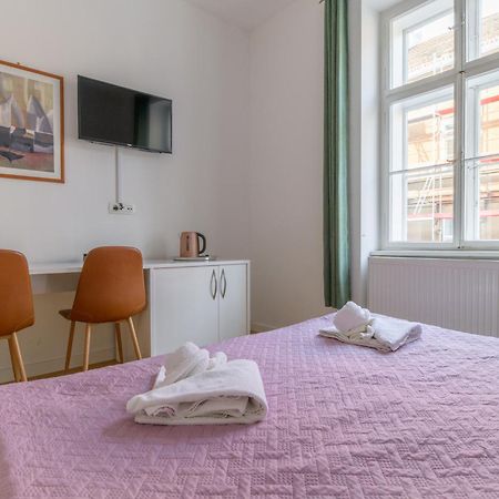 Niva Rooms & Studio Apartment Zagreb Bagian luar foto