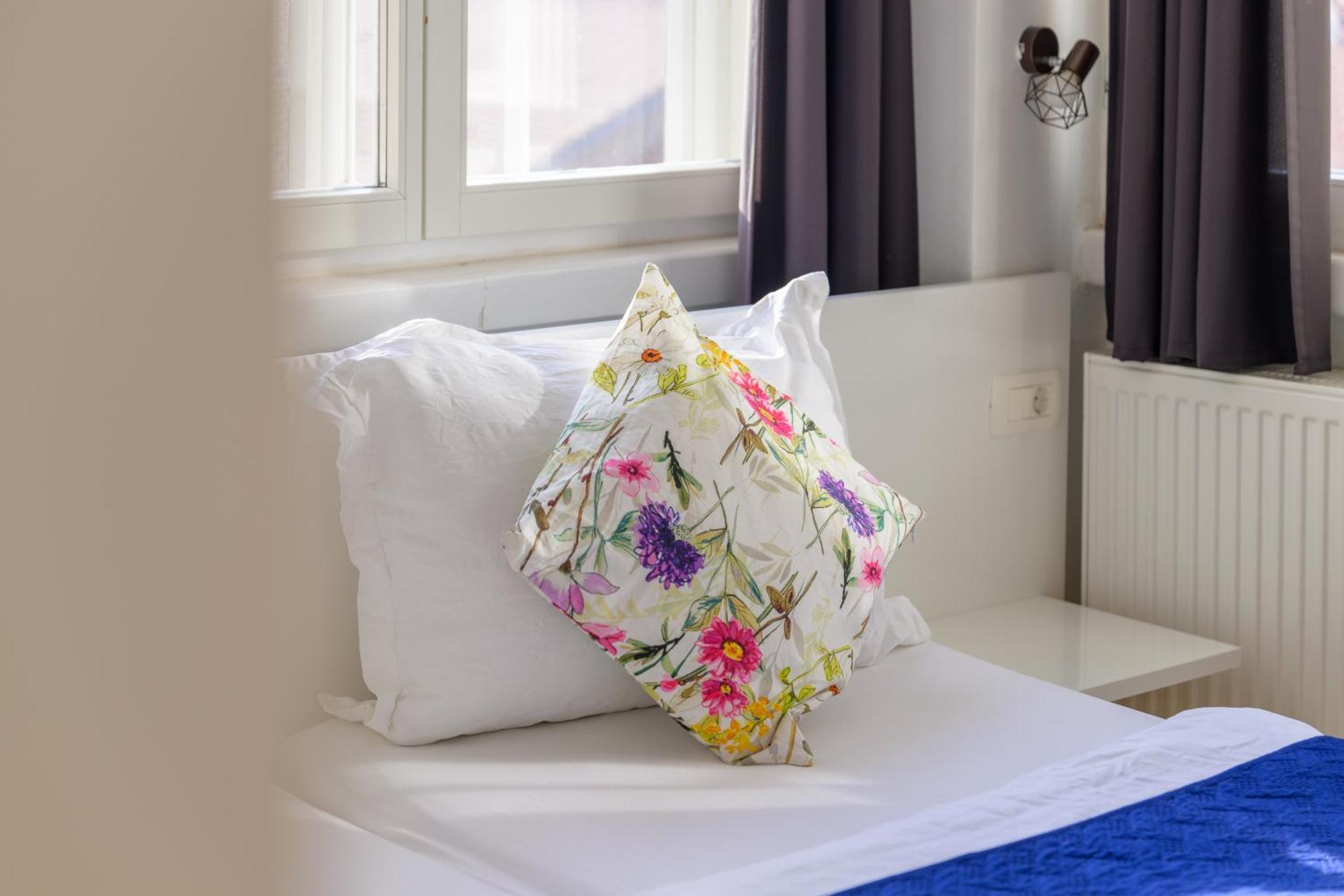 Niva Rooms & Studio Apartment Zagreb Bagian luar foto